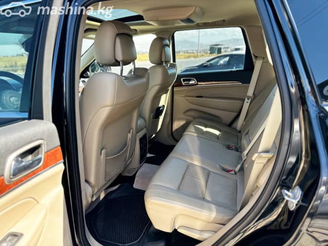 Jeep Grand Cherokee IV (WK2) 5.7 AT 4WD