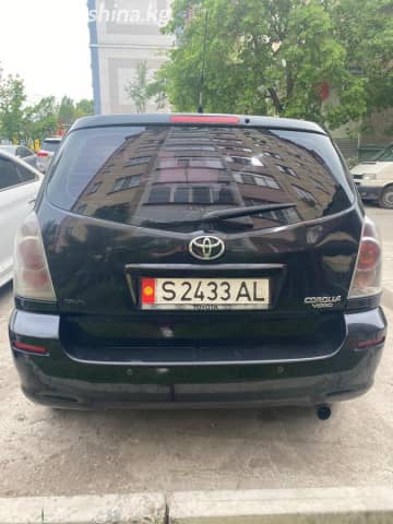 Toyota Corolla Verso I Рестайлинг 1.8 AT