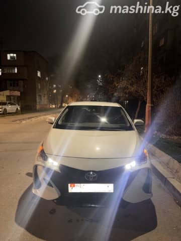 Toyota Prius IV Рестайлинг (XW50) 1.8hyb AT