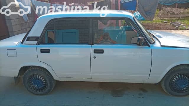 ВАЗ (Lada) 2107 2107 1.5 MT