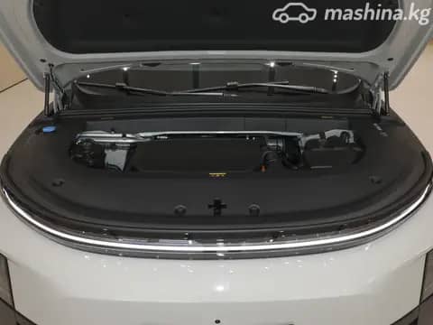 LiXiang L6 1.5hyb AT 4WD