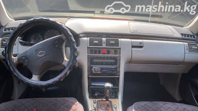 Mercedes-Benz E-Класс II (W210, S210) Рестайлинг 240 2.4 AT