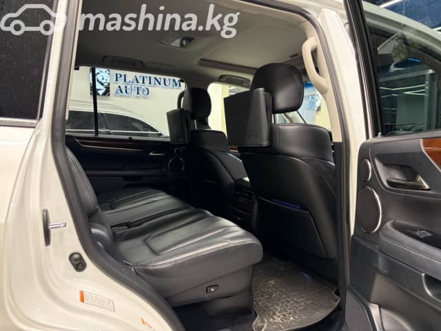 Lexus LX III Рестайлинг 2 570 5.7 AT 4WD