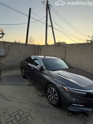Honda Accord X 2.0hyb CVT