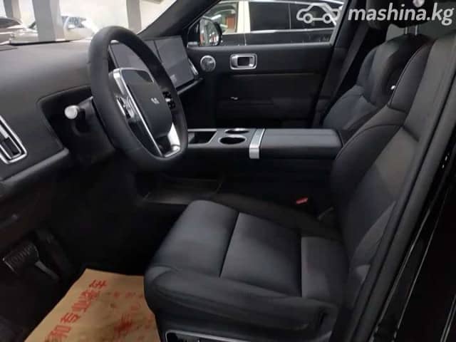 LiXiang L7 Рестайлинг 1.5hyb AT 4WD