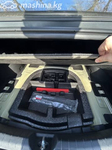 Kia K5 III 2.0 AT