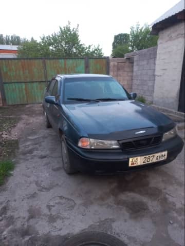 Daewoo Nexia I 1.5 MT