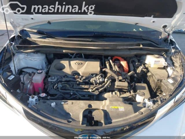 Toyota Sienna IV 2.5hyb AT 4WD
