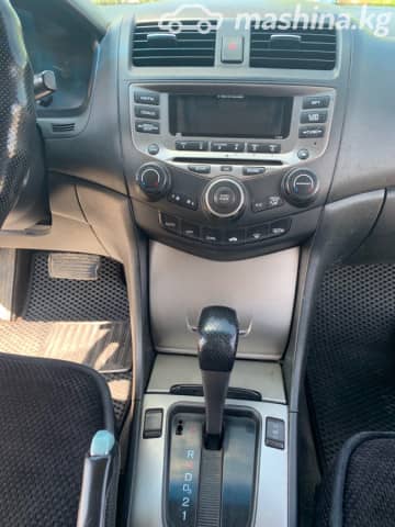 Honda Accord VII Рестайлинг 2.4 AT
