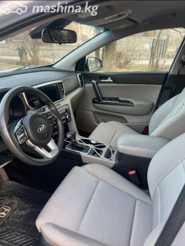 Kia Sportage IV Рестайлинг 2.4 AT