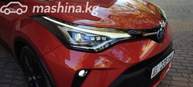 Toyota C-HR I Рестайлинг 2.0hyb CVT