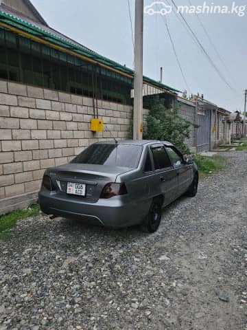 Daewoo Nexia I Рестайлинг 1.5 MT