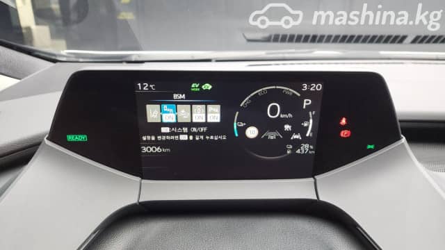 Toyota Prius V (XW60) PHV 2.0hyb AT