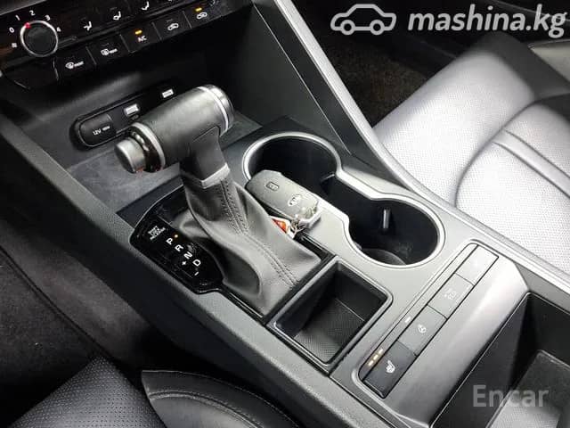 Kia K5 III LPi 2.0 AT