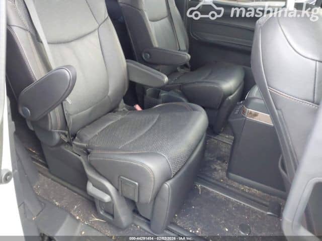 Toyota Sienna IV 2.5hyb AT