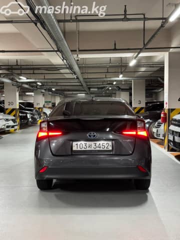 Toyota Prius IV Рестайлинг (XW50) 1.8hyb AT