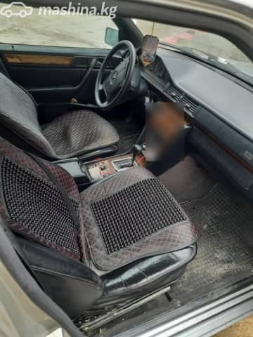 Mercedes-Benz E-Класс I (W124) 320 3.2 AT