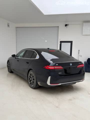 BMW i5 eDrive35L Electro AT