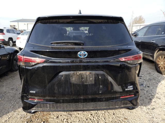 Toyota Sienna IV 2.5hyb AT 4WD
