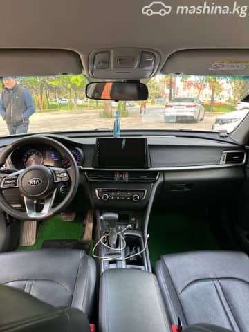 Kia K5 III LPi 2.0 AT