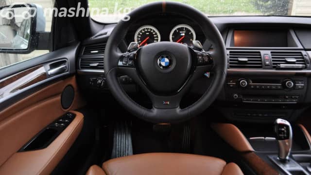 BMW X6 M I (E71) 4.4 AT 4WD