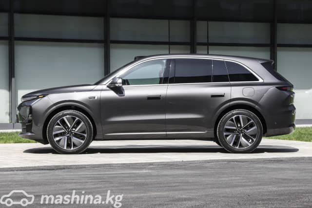 LiXiang L6 1.5hyb AT 4WD