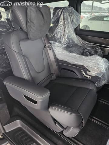 Mercedes-Benz V-Класс III (W447) Рестайлинг 2 300 d экстра длинный 2.0d AT 4WD