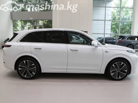 LiXiang L7 Рестайлинг 1.5hyb AT 4WD