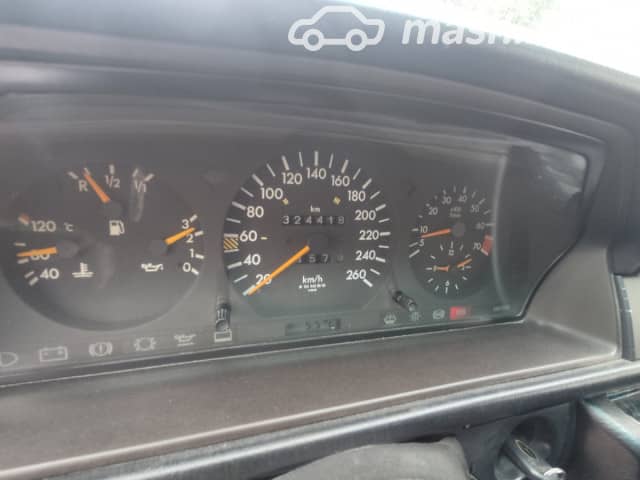 Mercedes-Benz E-Класс I (W124) 320 3.2 AT