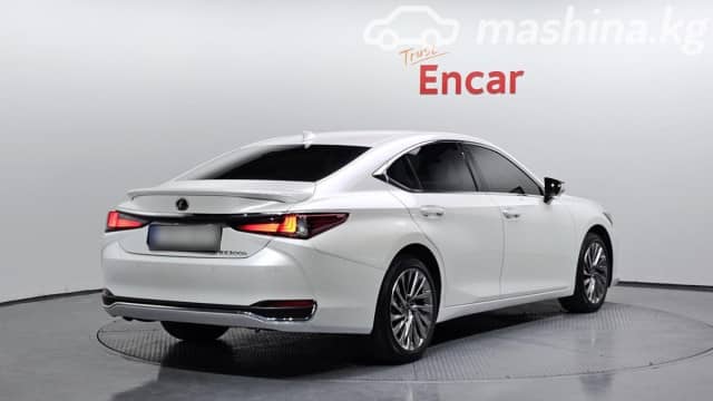 Lexus ES VII Рестайлинг 300h 2.5hyb CVT