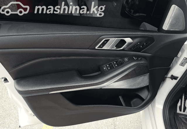 BMW X5 IV (G05/G18) M50i 4.4 AT 4WD