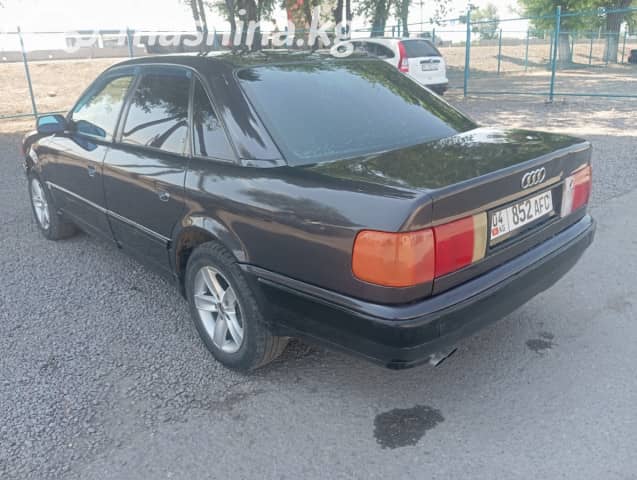 Audi 100 IV (C4) 2.6 MT