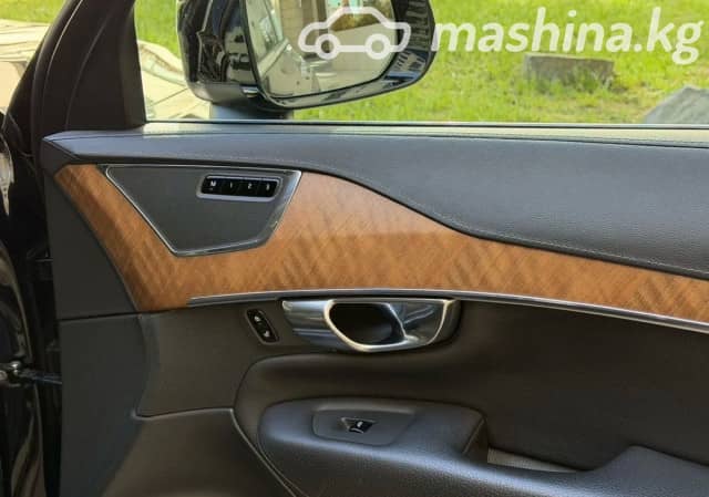 Volvo XC90 II Рестайлинг B5 2.0 AT 4WD
