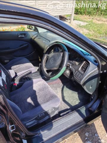 Honda Accord VI 1.8 AT