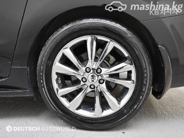 Kia Carnival III 2.2d AT