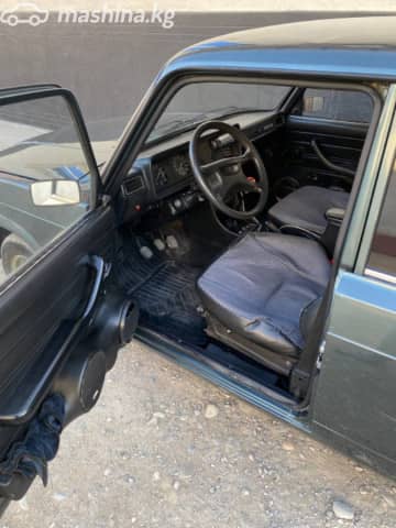 ВАЗ (Lada) 2107 21074-20 1.6 MT