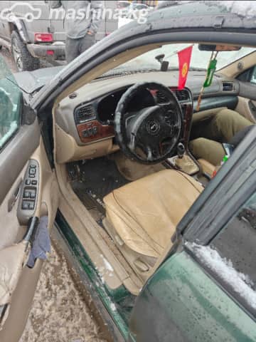 Subaru Outback II 2.5 MT 4WD