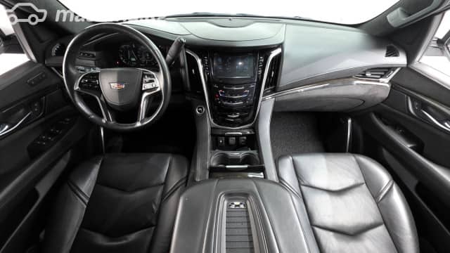 Cadillac Escalade IV 6.2 AT 4WD