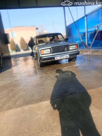 ВАЗ (Lada) 2107 21074-20 1.6 MT
