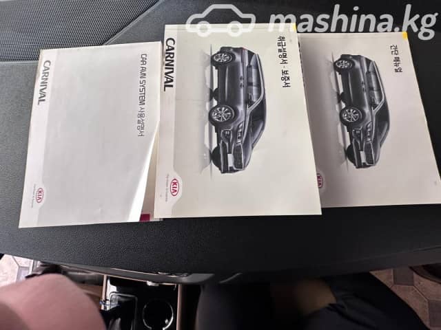 Kia Carnival III 2.2d AT