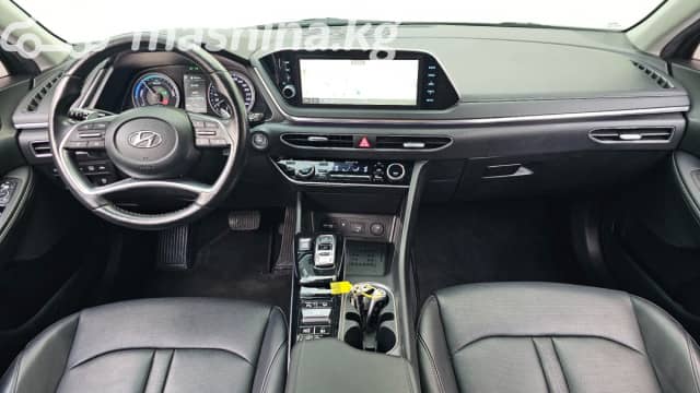 Hyundai Sonata VIII (DN8) 2.0hyb AT