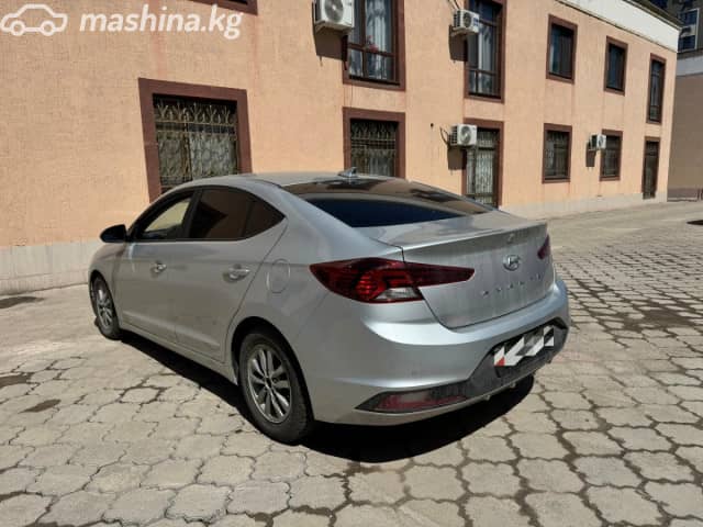 Hyundai Avante VI Рестайлинг 1.6 AT