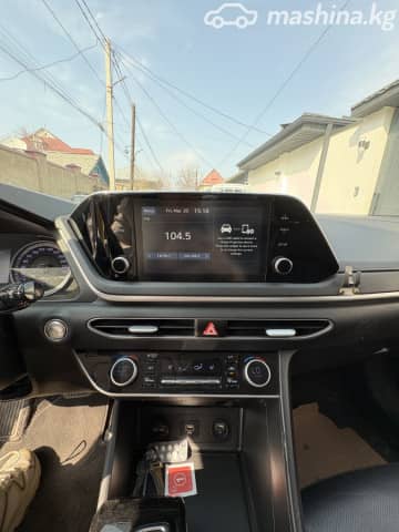 Hyundai Sonata VIII (DN8) 2.0hyb AT