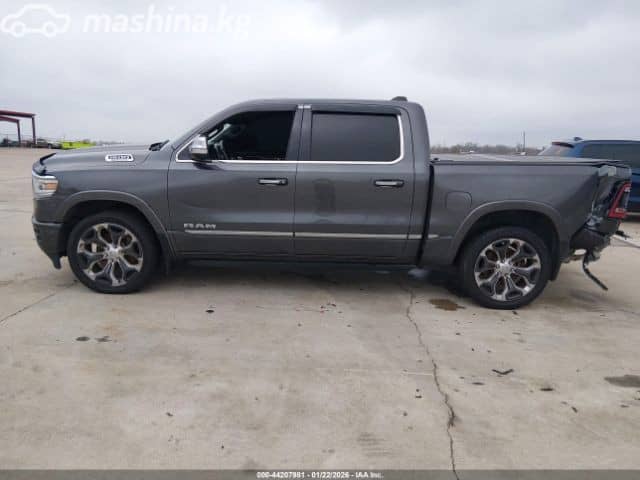 RAM 1500 V Quad Cab 5.7 AT 4WD