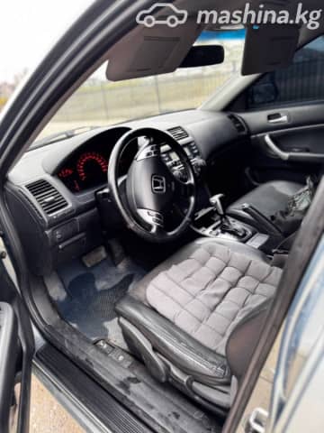 Honda Accord VII