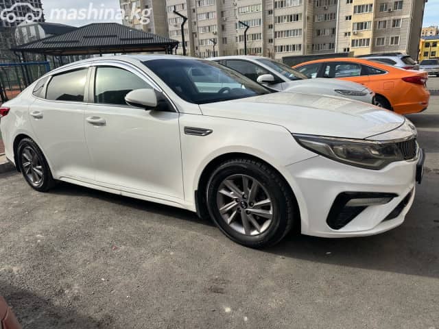 Kia K5 II 2.0 AT