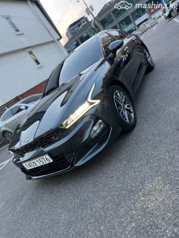 Kia K5 III 2.0 AT