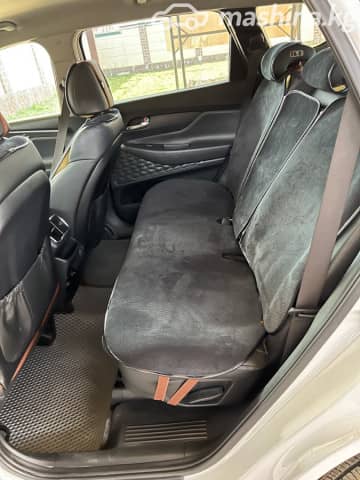 Hyundai Santa Fe IV 2.2d AT 4WD