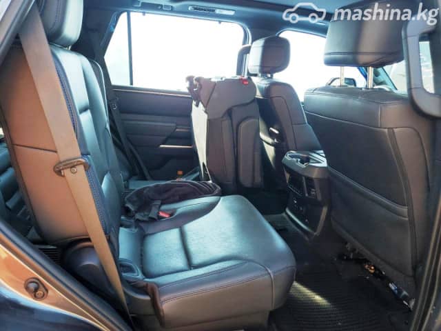 Toyota Sequoia III 3.5hyb AT 4WD