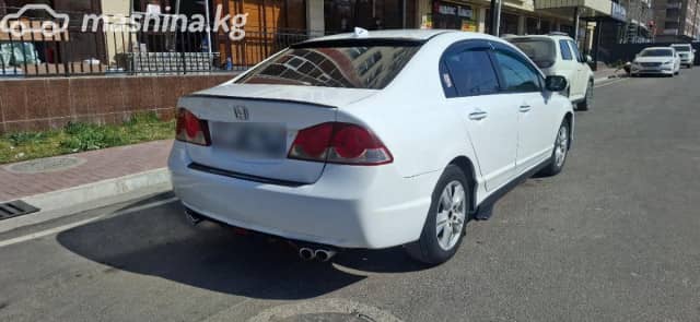 Honda Civic VIII 1.8 AT